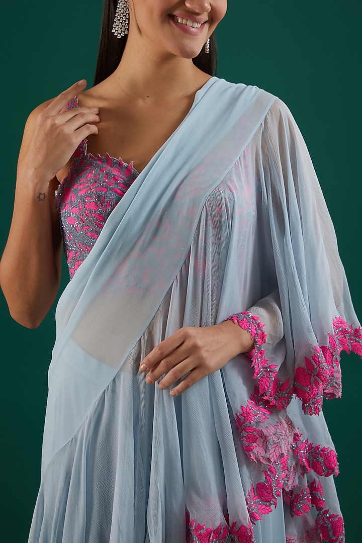 Blue Georgette Wedding Saree Set by Amrita Thakur at Pernia's Pop Up Shop