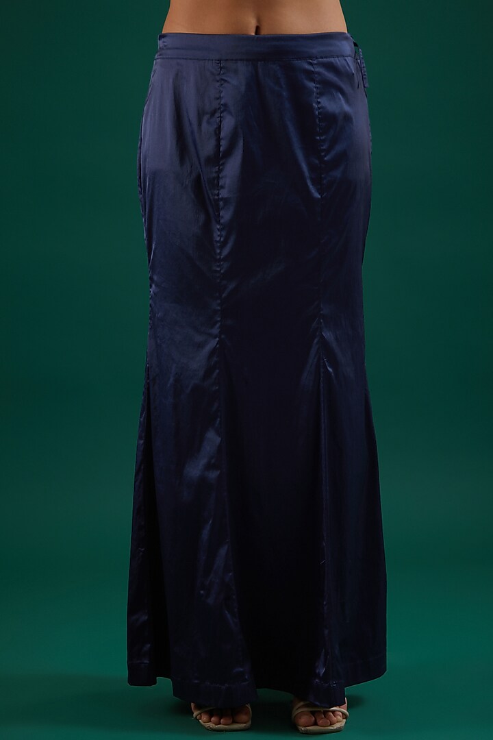 Blue & Navy Blue Satin Draped Wedding Saree Set by Amrita Thakur at Pernia's Pop Up Shop
