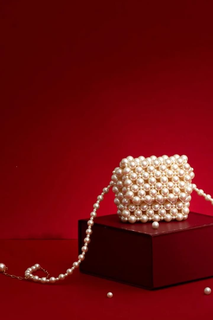 Off-White Hand-Selected Pearl Waist Belt Bag by AMYRA at Pernia's Pop Up Shop