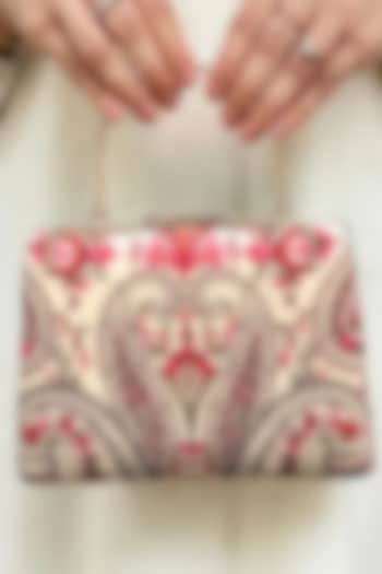 Off-White Poly Georgette Thread Embroidered Clutch by AMYRA at Pernia's Pop Up Shop