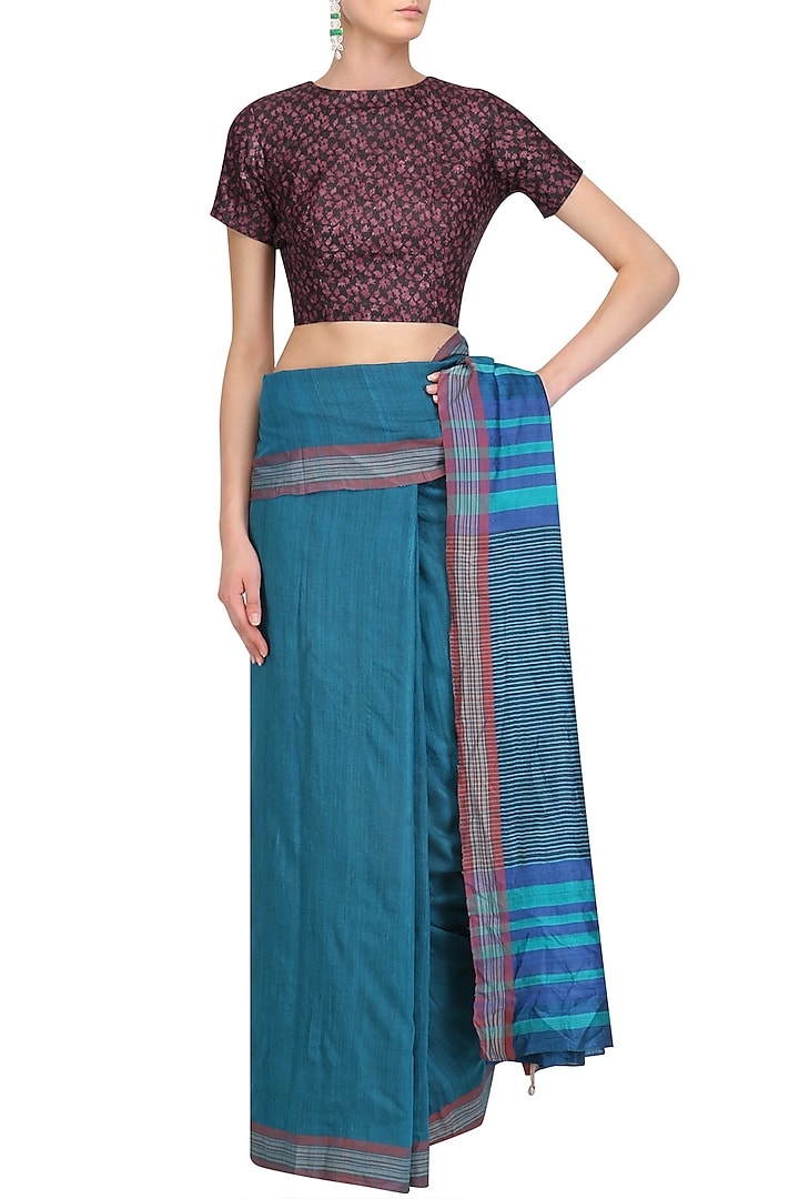 Blue handwoven saree and maroon blouse set available only at Pernia's Pop Up Shop.