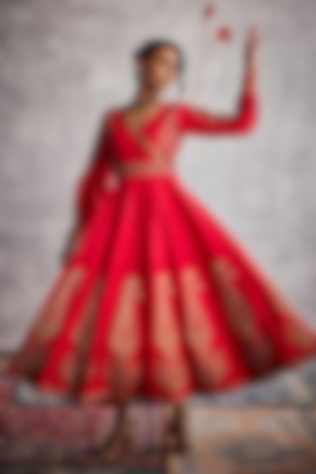 Red Dupion Silk Thread Embroidered Angrakha Kurta Set by AMAN TAKYAR at Pernia's Pop Up Shop