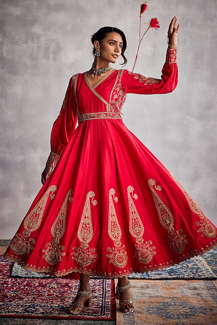 Red Dupion Silk Thread Embroidered Angrakha Kurta Set by AMAN TAKYAR at Pernia's Pop Up Shop