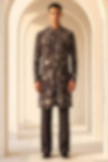 Dark Grey Knit Floral Embroidered Kurta Set by AMIT ARORA at Pernia's Pop Up Shop