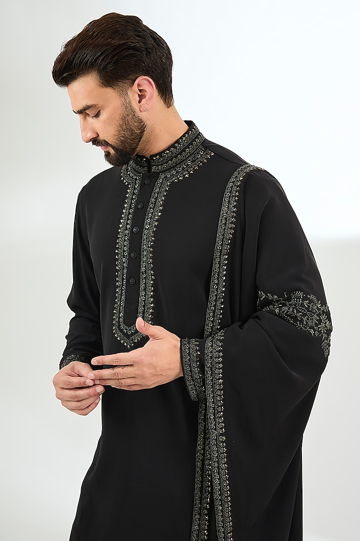 Black Silk Embroidered Kurta Set by AMIT ARORA at Pernia's Pop Up Shop