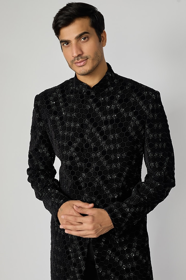 Black Velvet Machine & Hand Embroidered Indo-Western Set by AMIT ARORA at Pernia's Pop Up Shop