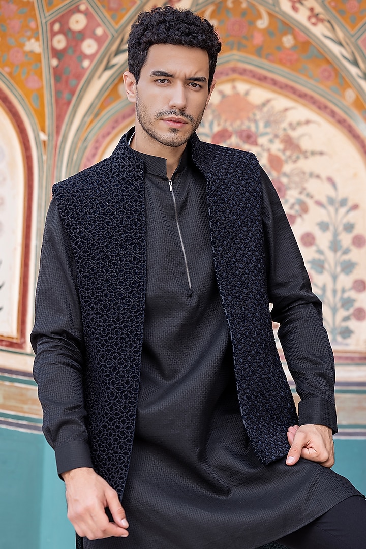 Black Velvet Hand Embroidered Bundi Jacket Set by AMIT ARORA at Pernia's Pop Up Shop