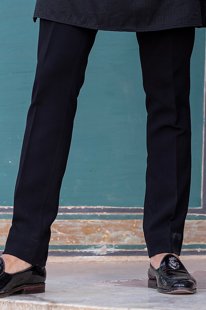 Black Velvet Hand Embroidered Bundi Jacket Set by AMIT ARORA at Pernia's Pop Up Shop