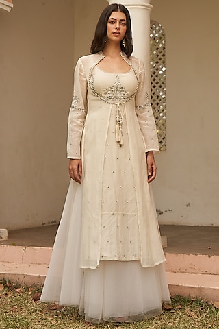 Ivory Chanderi Zardosi & Aari Hand Embroidered Anarkali Set by AMRTA By Guneet Kondal
