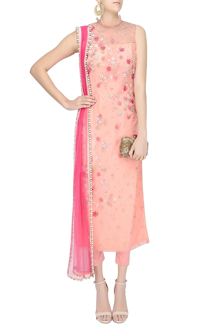 Peach embroidered long kurta and pants set available only at Pernia's Pop Up Shop.