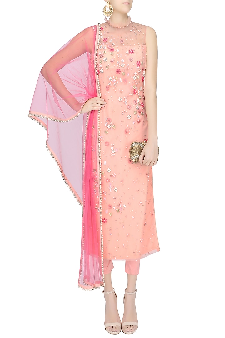 Peach embroidered long kurta and pants set available only at Pernia's Pop Up Shop.