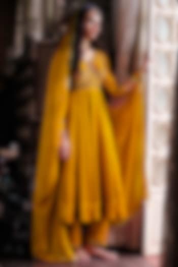 Mustard Yellow Slub Satin Kora Nakshi Embroidered Wedding Anarkali Set by ANANTI at Pernia's Pop Up Shop