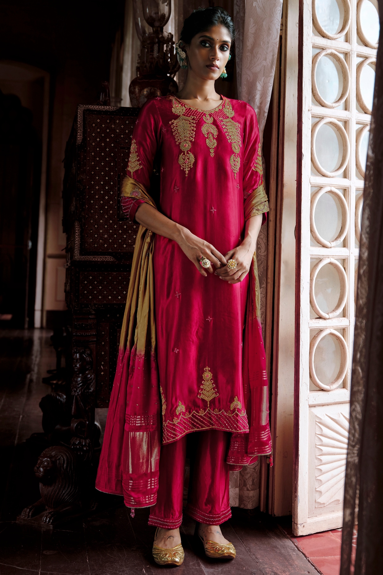 ANANTI Royal Burgundy Slub Satin Dabka Embroidered Kurta Set
