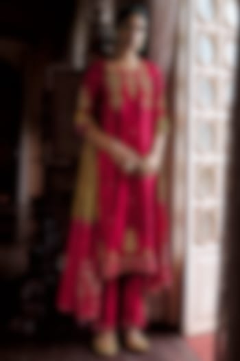 Royal Burgundy Slub Satin Dabka Embroidered Kurta Set by ANANTI at Pernia's Pop Up Shop