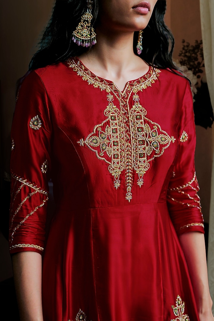 Maroon Bamberg Satin Cutwork Embroidered A-Line Kurta Set by ANANTI at Pernia's Pop Up Shop