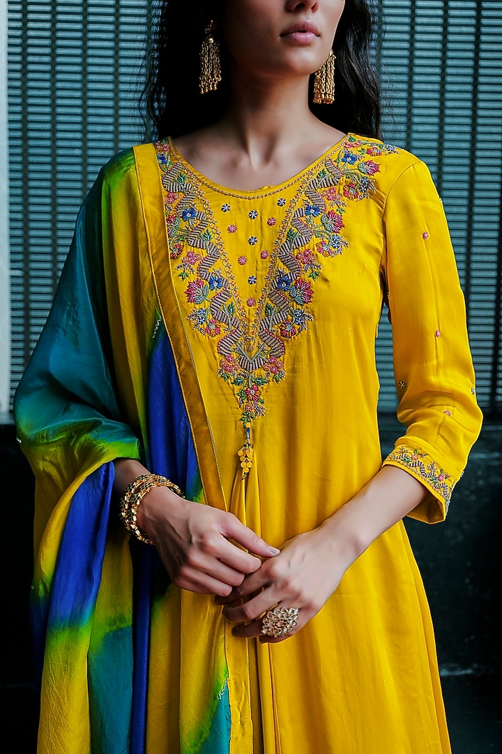 Lemon Yellow Bemberg Satin Hand-Embellished Asymmetrical Kurta Set by ANANTI at Pernia's Pop Up Shop