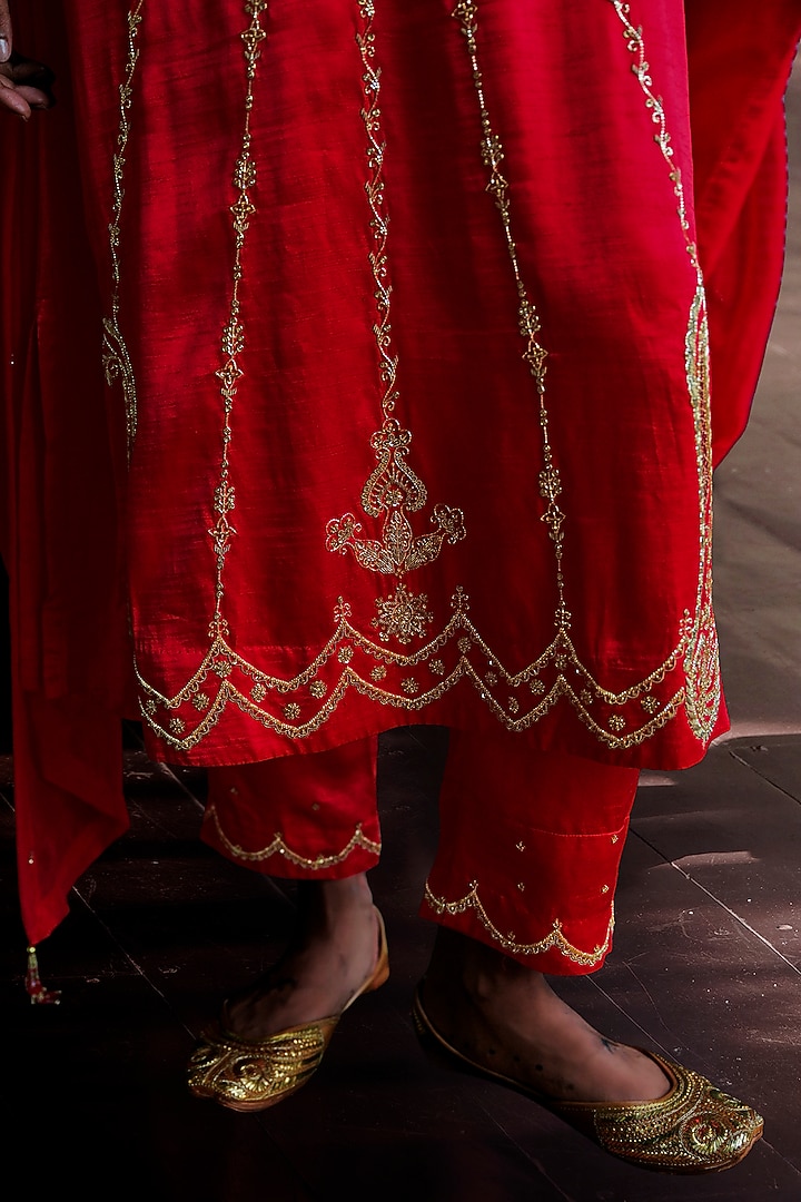 Coral Red Slub Satin Cutwork Embellished Kurta Set by ANANTI at Pernia's Pop Up Shop