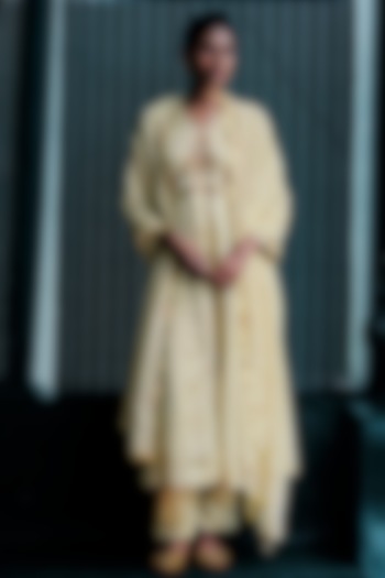 Ivory White Linen Silk Aari Embroidered Kurta Set by ANANTI at Pernia's Pop Up Shop