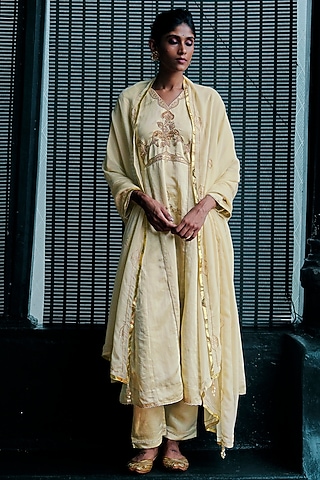 Ivory White Linen Silk Aari Embroidered Kurta Set by ANANTI