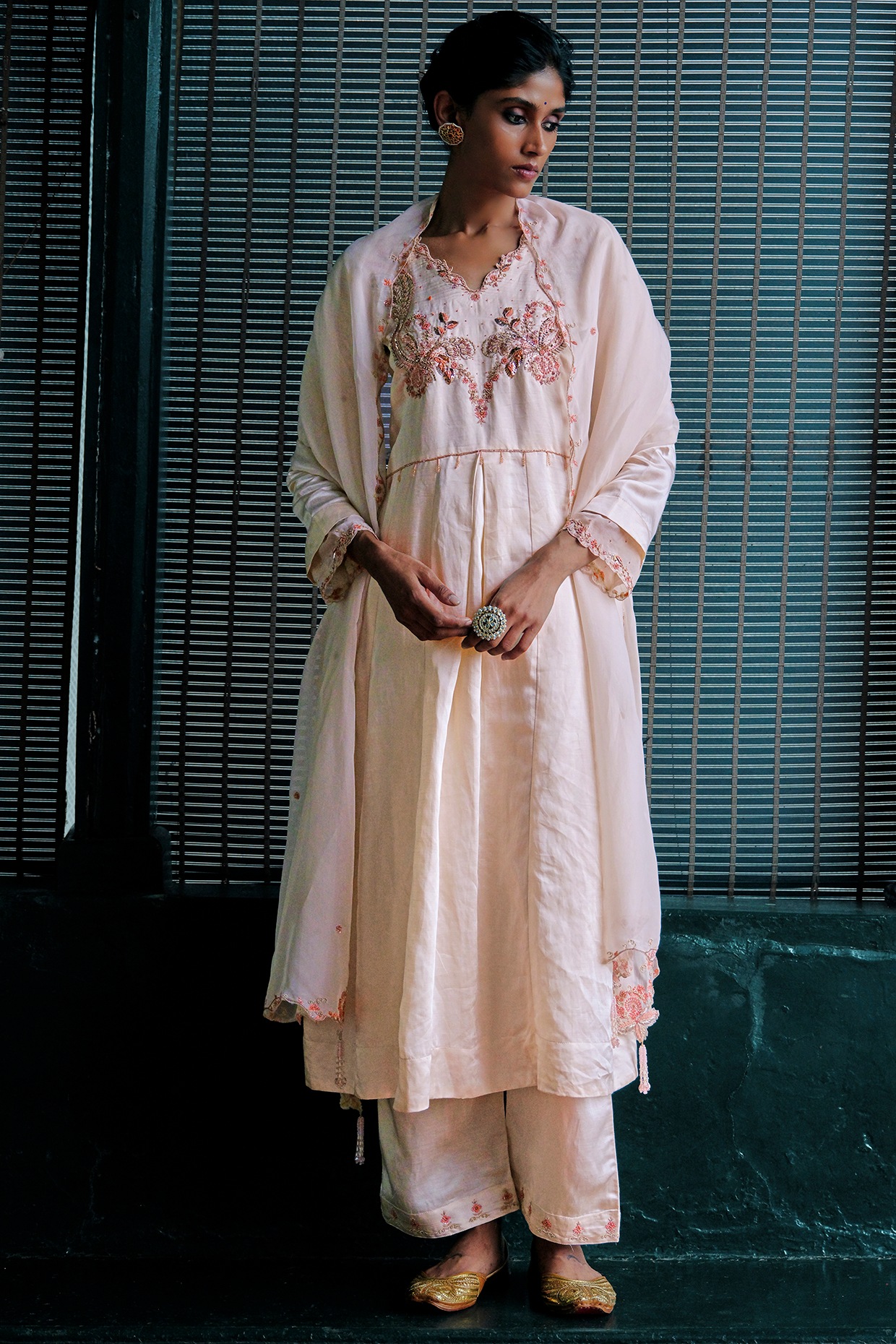 ANANTI Petal Pink Linen Silk Cutwork Embroidered Kurta Set
