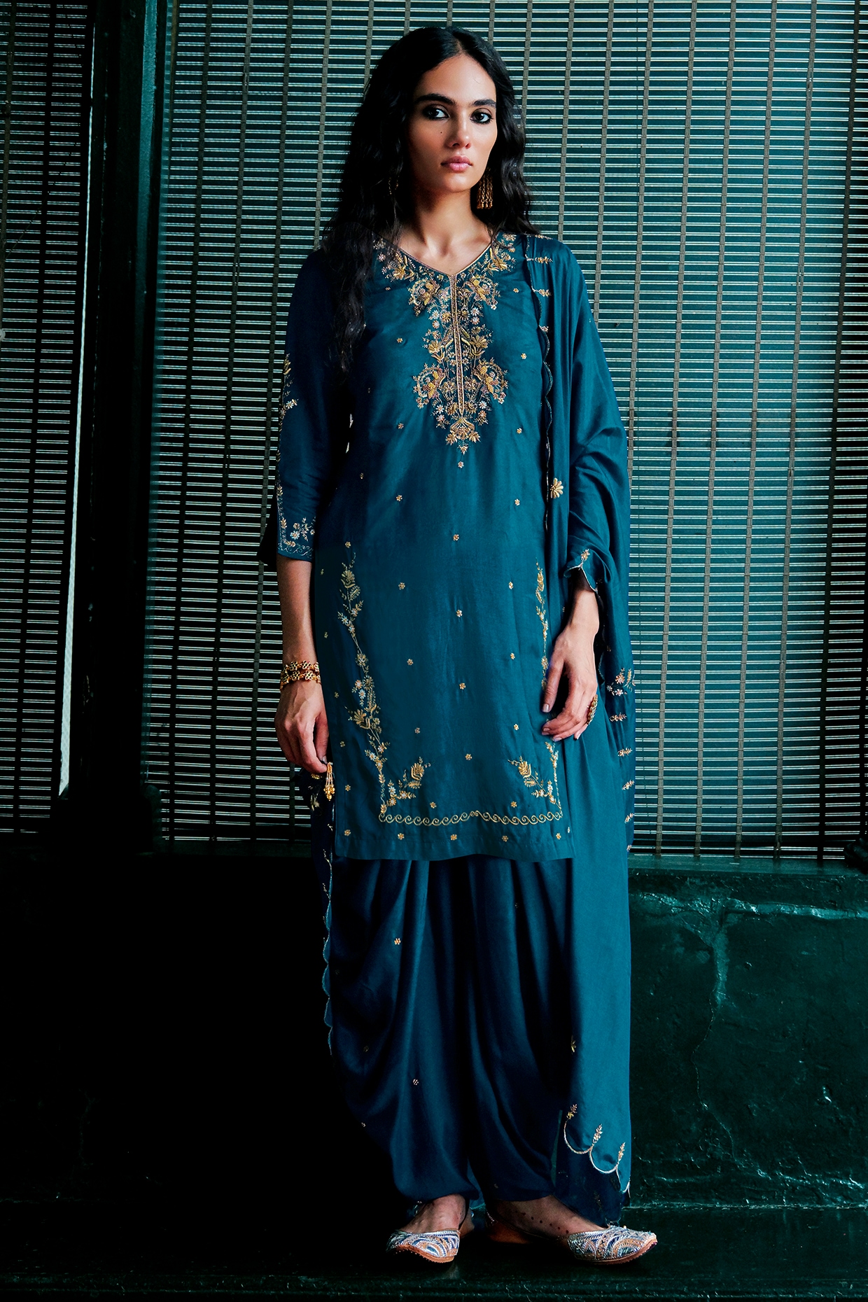 ANANTI Teal Blue Muslin Aari Embroidered Patiala Kurta Set