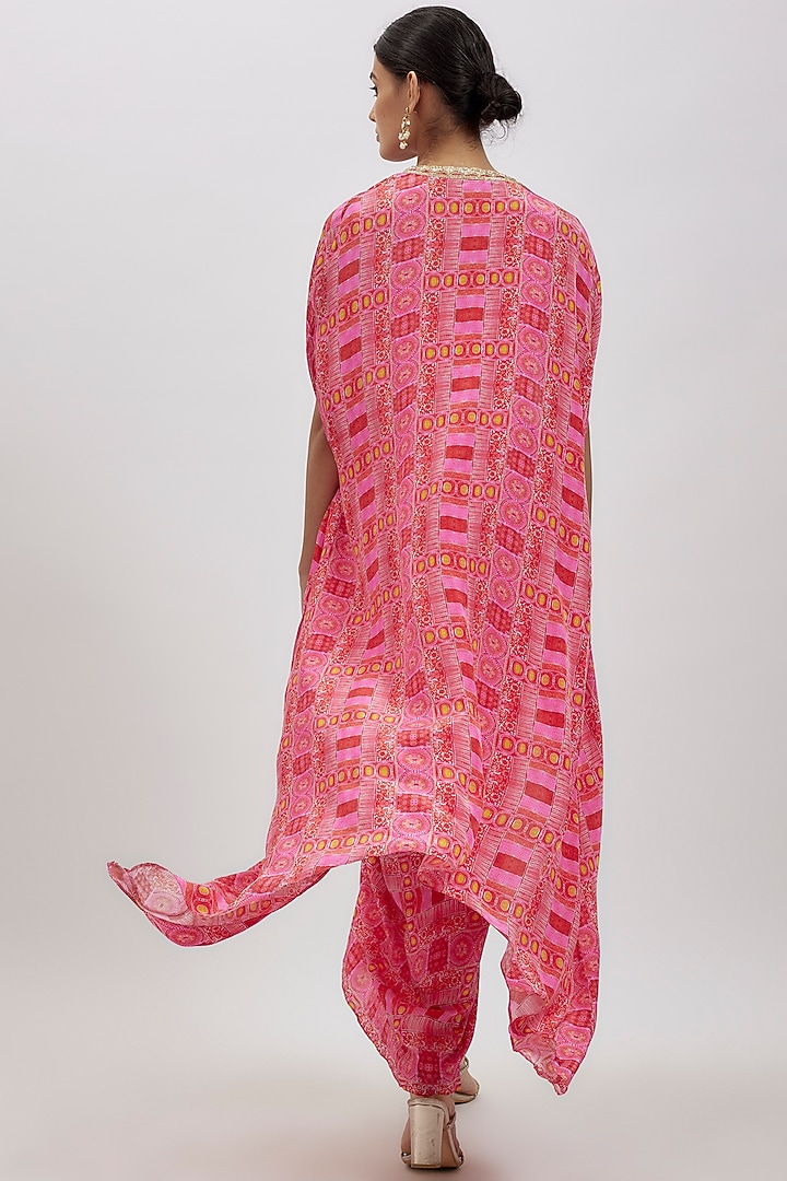 Pink Crepe Cape Set by Aneesh Agarwaal PRET at Pernia's Pop Up Shop