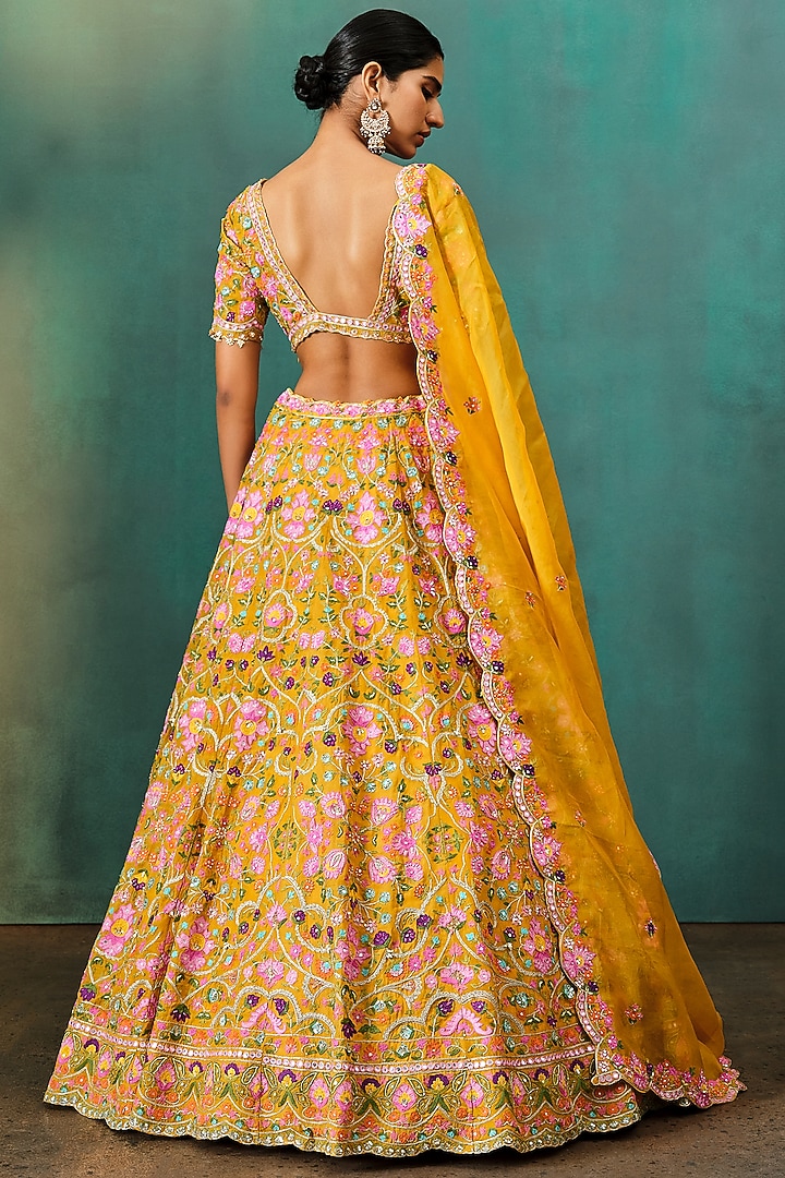 Yellow Organza Embroidered Bridal Lehenga Set by Aneesh Agarwaal at Pernia's Pop Up Shop