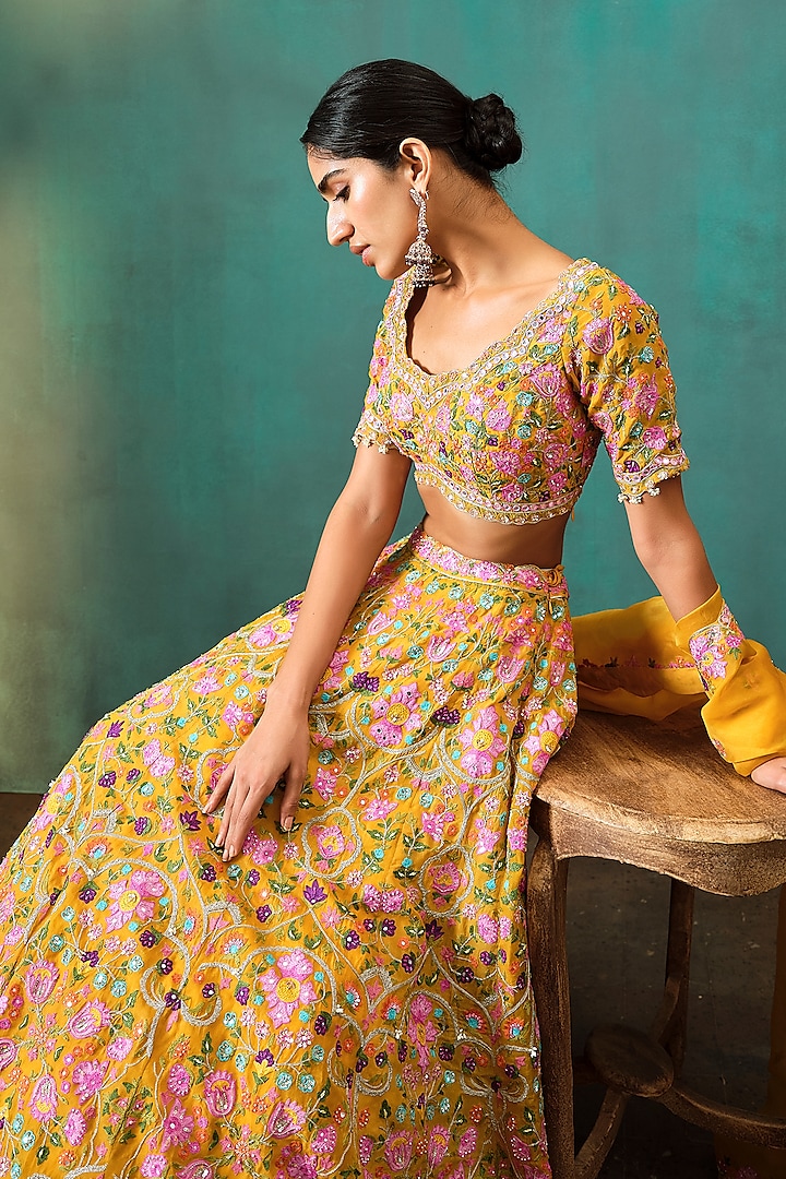 Yellow Organza Embroidered Bridal Lehenga Set by Aneesh Agarwaal at Pernia's Pop Up Shop