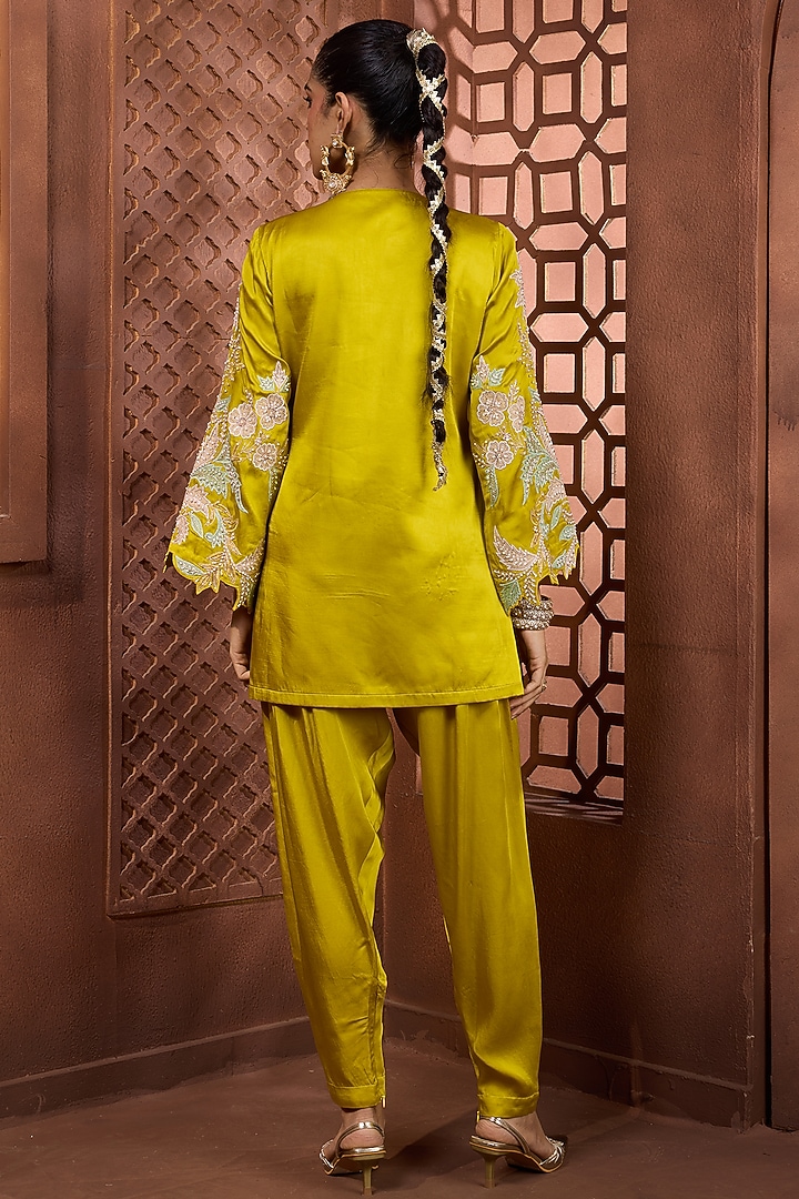 Chartreuse Satin Sequins Embroidered Kurta Set by Aneesh Agarwaal PRET at Pernia's Pop Up Shop
