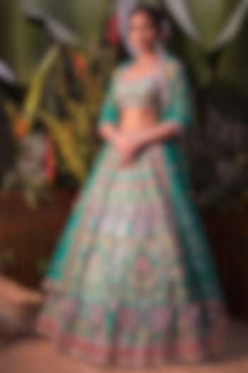 Emerald Green Embroidered Bridal Lehenga Set by Aneesh Agarwaal at Pernia's Pop Up Shop