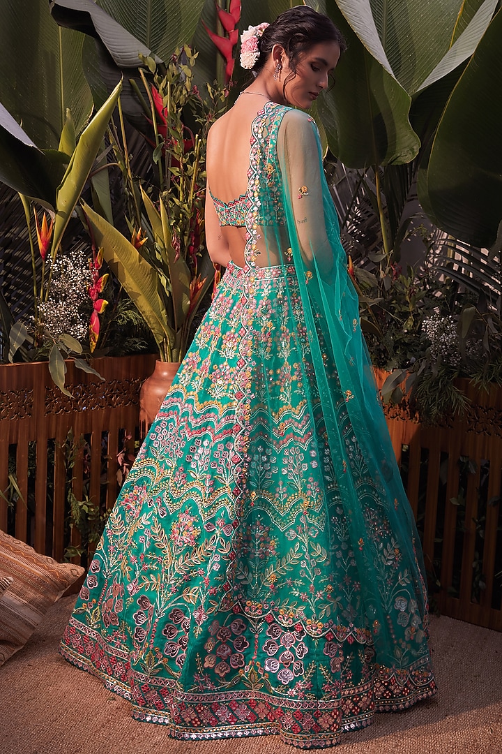 Emerald Green Embroidered Bridal Lehenga Set by Aneesh Agarwaal at Pernia's Pop Up Shop