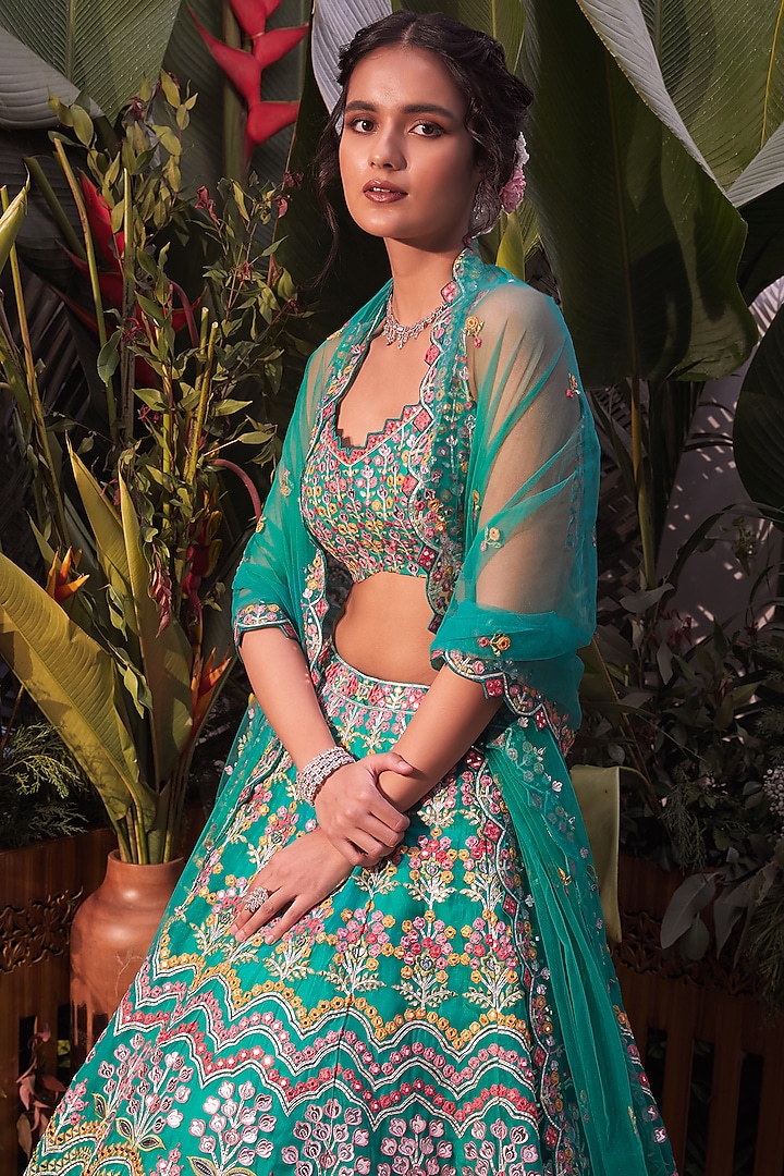 Emerald Green Embroidered Bridal Lehenga Set by Aneesh Agarwaal at Pernia's Pop Up Shop