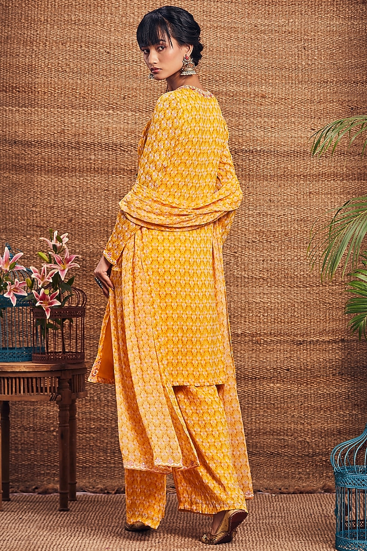 Yellow Printed Kurta Set by Aneesh Agarwaal PRET at Pernia's Pop Up Shop