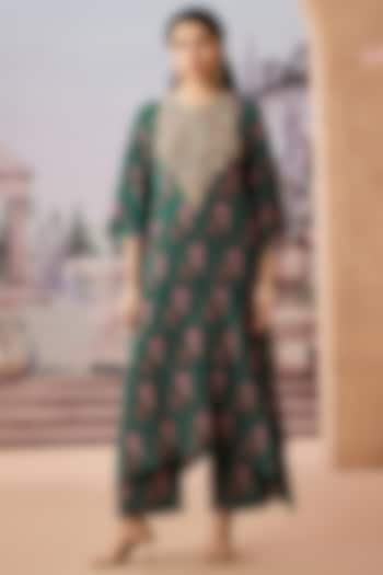 Green Crepe Silk Hand Embroidered Kaftan Set by Aneesh Agarwaal PRET at Pernia's Pop Up Shop