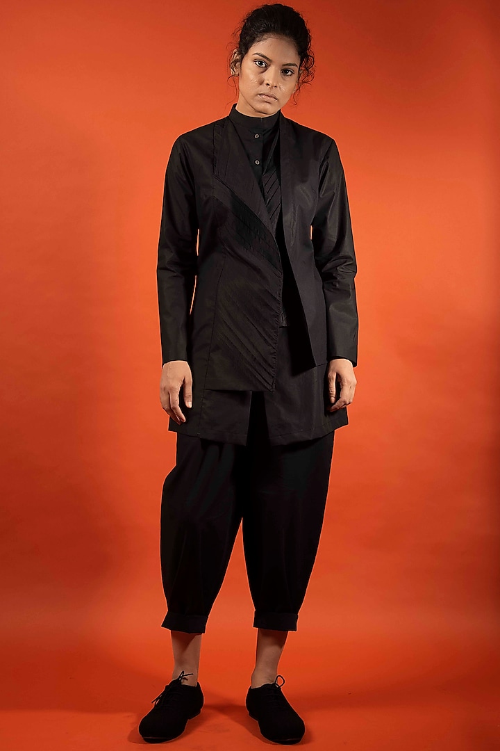Black Pleated Cotton Top by Antar Agni