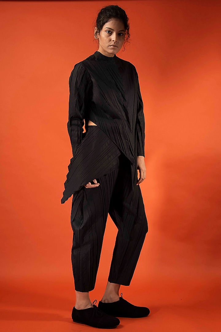 Black Pleated Cotton Trousers by Antar Agni at Pernia's Pop Up Shop