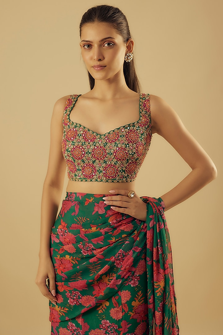 Emerald Green Chinon Fish-Cut Wedding Saree Set by Aneesh Agarwaal PRET at Pernia's Pop Up Shop