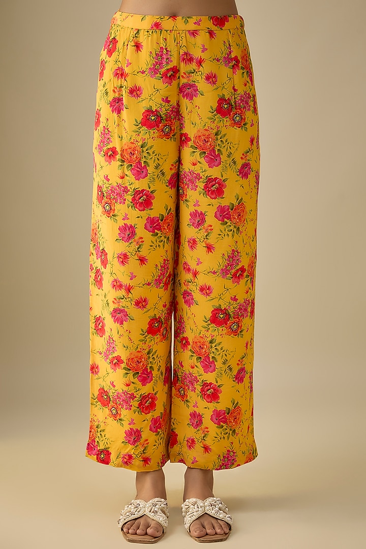 Yellow Crepe Kaftan Set by Aneesh Agarwaal PRET at Pernia's Pop Up Shop