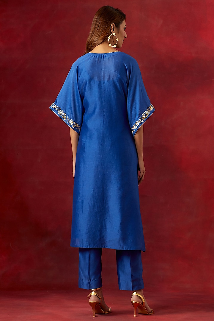 Blue Silk Chanderi Resham Embroidered Kurta Set by Anantaa By Roohi Trehan at Pernia's Pop Up Shop