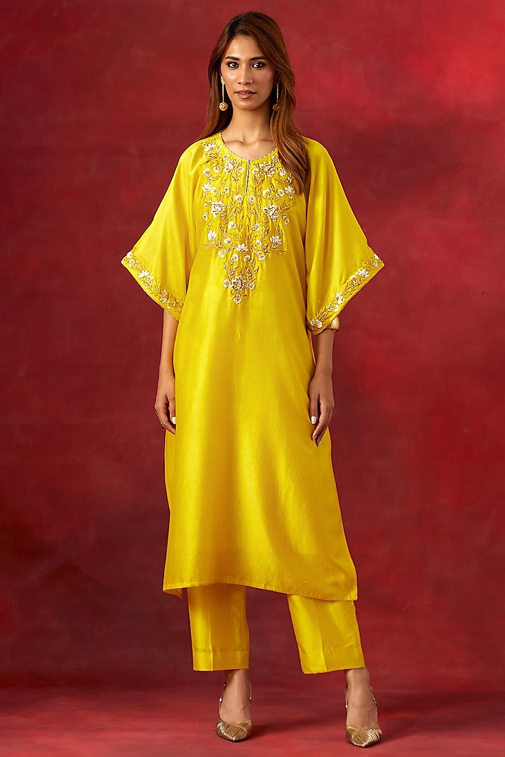 Yellow Silk Chanderi Resham Embroidered Kurta Set by Anantaa By Roohi Trehan
