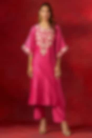 Fuchsia Silk Chanderi Resham Embroidered Kurta Set by Anantaa By Roohi Trehan