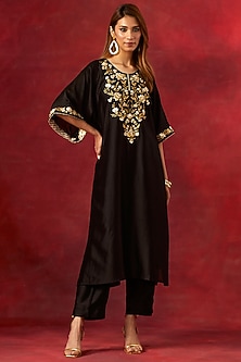 product-color-Black