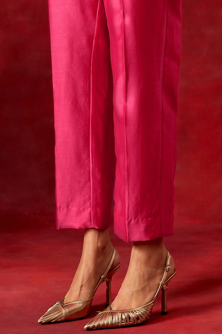 Fuchsia Silk Chanderi Resham Embroidered Kurta Set by Anantaa By Roohi Trehan at Pernia's Pop Up Shop