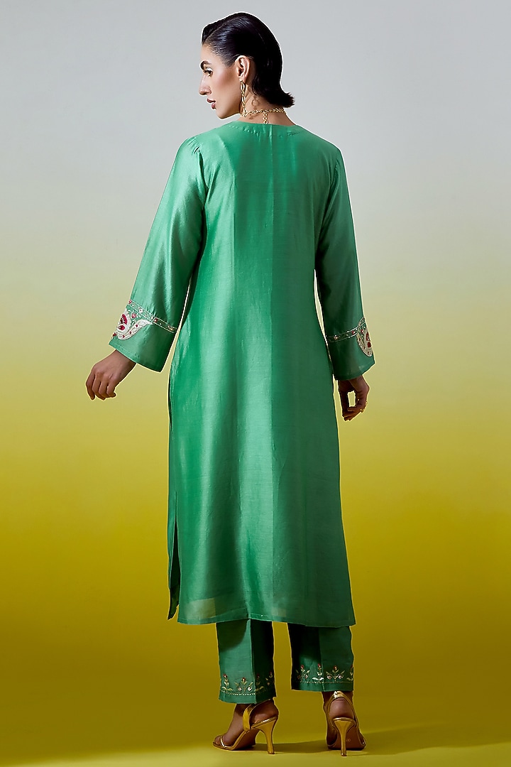 Green Silk Chanderi Embroidered Kurta Set by Anantaa By Roohi Trehan at Pernia's Pop Up Shop