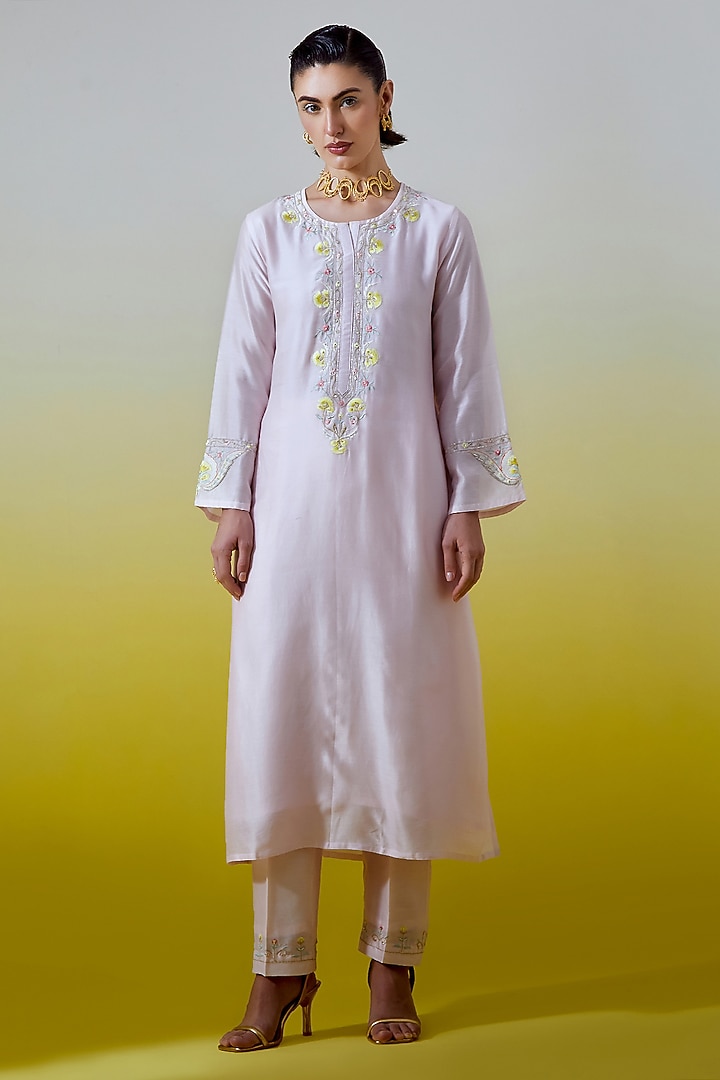 Light Pink Silk Chanderi Embroidered Kurta Set by Anantaa By Roohi Trehan at Pernia's Pop Up Shop