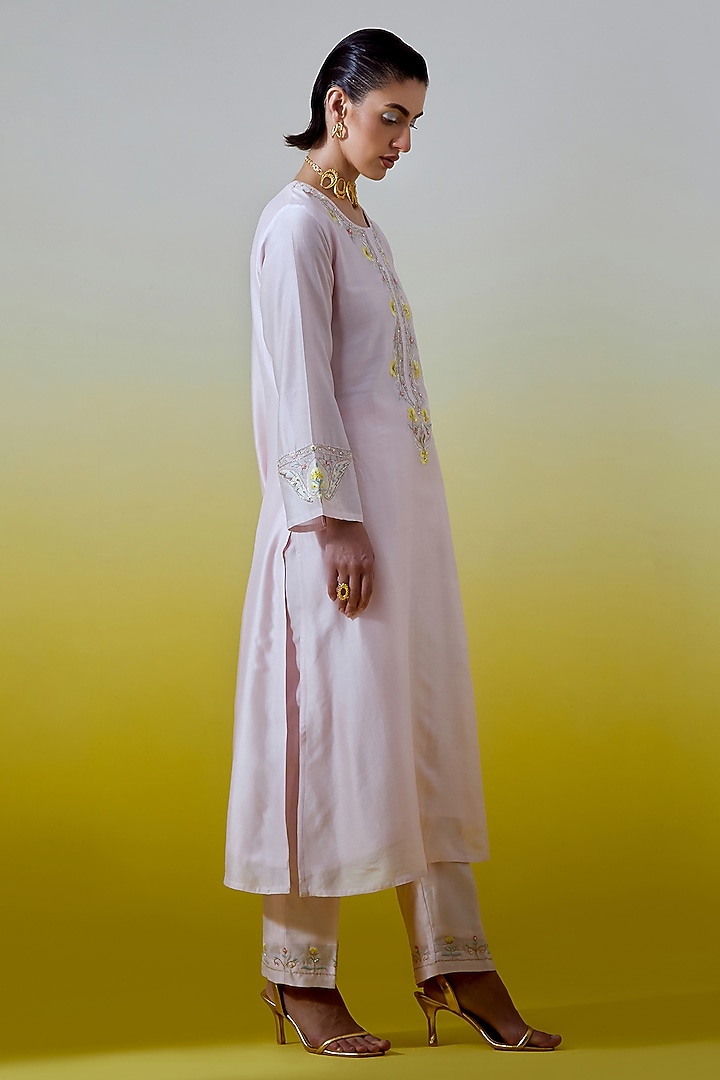 Light Pink Silk Chanderi Embroidered Kurta Set by Anantaa By Roohi Trehan at Pernia's Pop Up Shop