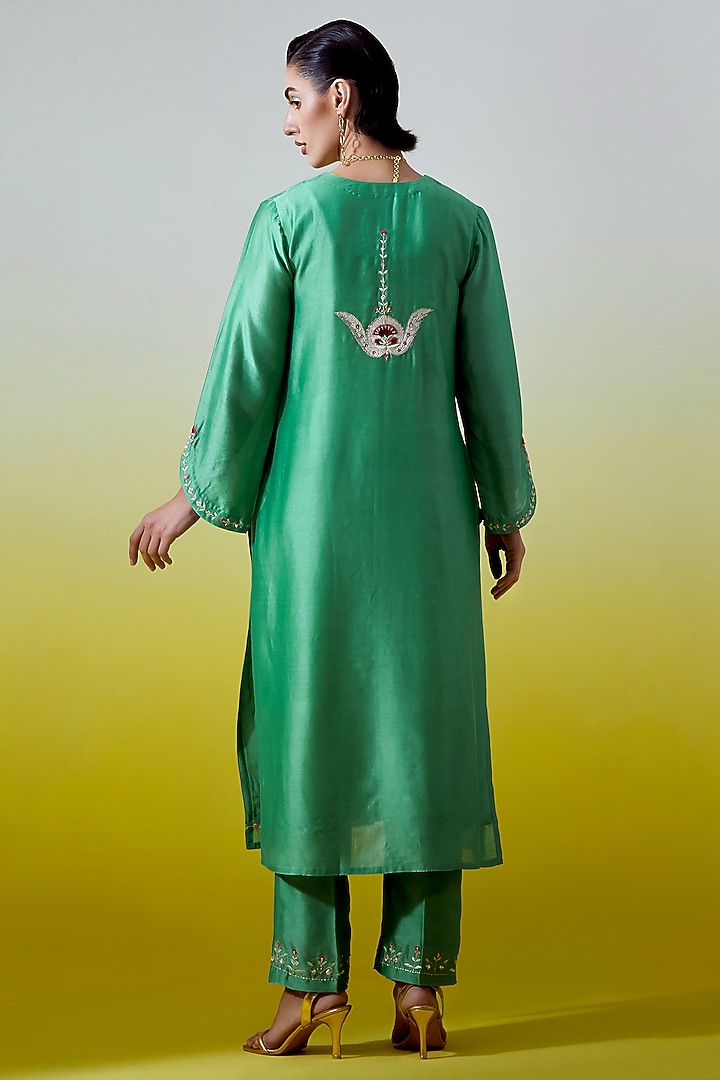 Green Silk Chanderi Embroidered Kurta Set by Anantaa By Roohi Trehan at Pernia's Pop Up Shop
