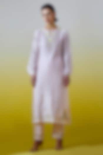 Light Pink Silk Chanderi Embroidered Kurta Set by Anantaa By Roohi Trehan at Pernia's Pop Up Shop