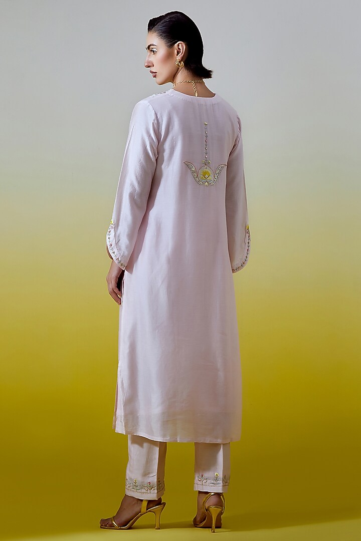 Light Pink Silk Chanderi Embroidered Kurta Set by Anantaa By Roohi Trehan at Pernia's Pop Up Shop
