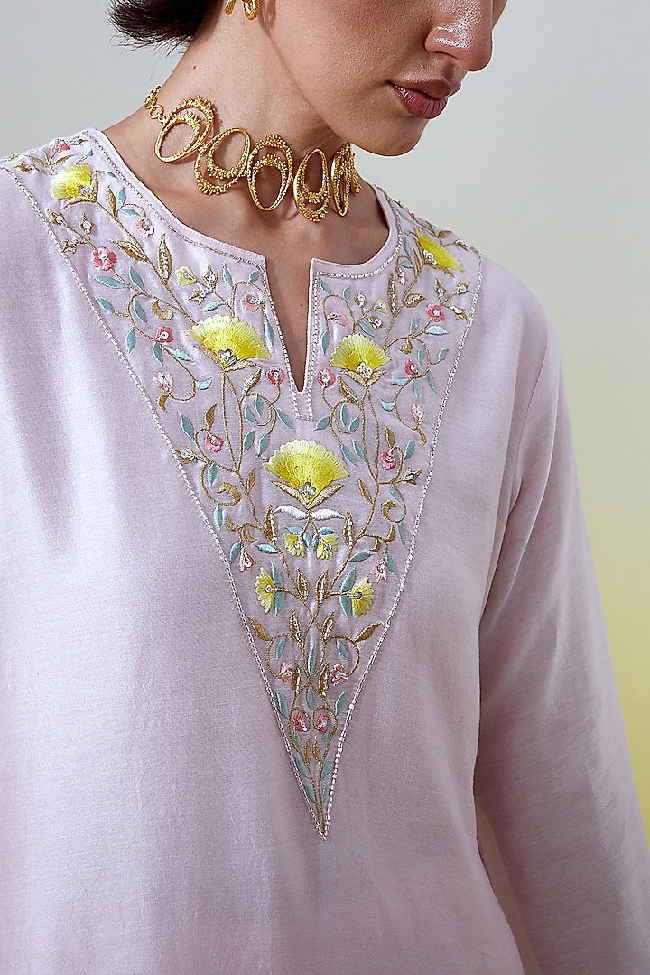 Light Pink Silk Chanderi Embroidered Kurta Set by Anantaa By Roohi Trehan at Pernia's Pop Up Shop